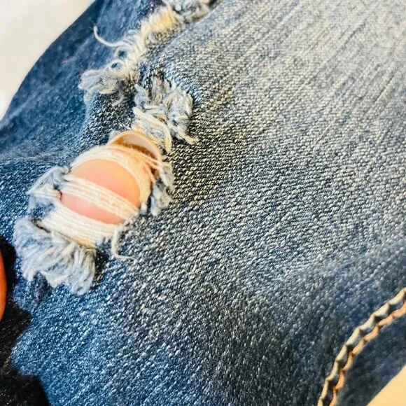 Amethyst Womens Distressed Jean Shorts Size 5 Blue Denim - Picture 5 of 8